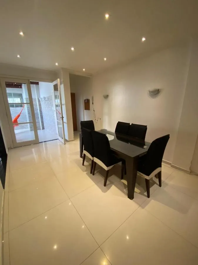 Apartamento Bras: Family & Business Stay Near City Landmarks Sao Paulo